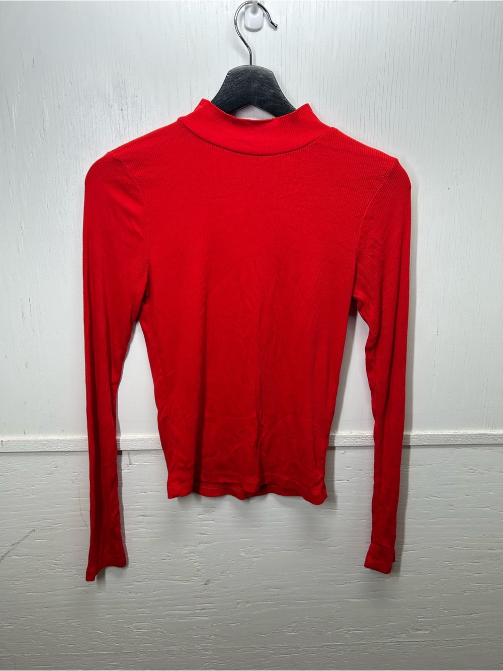 Women’s Red Long-Sleeve Mock Neck Top